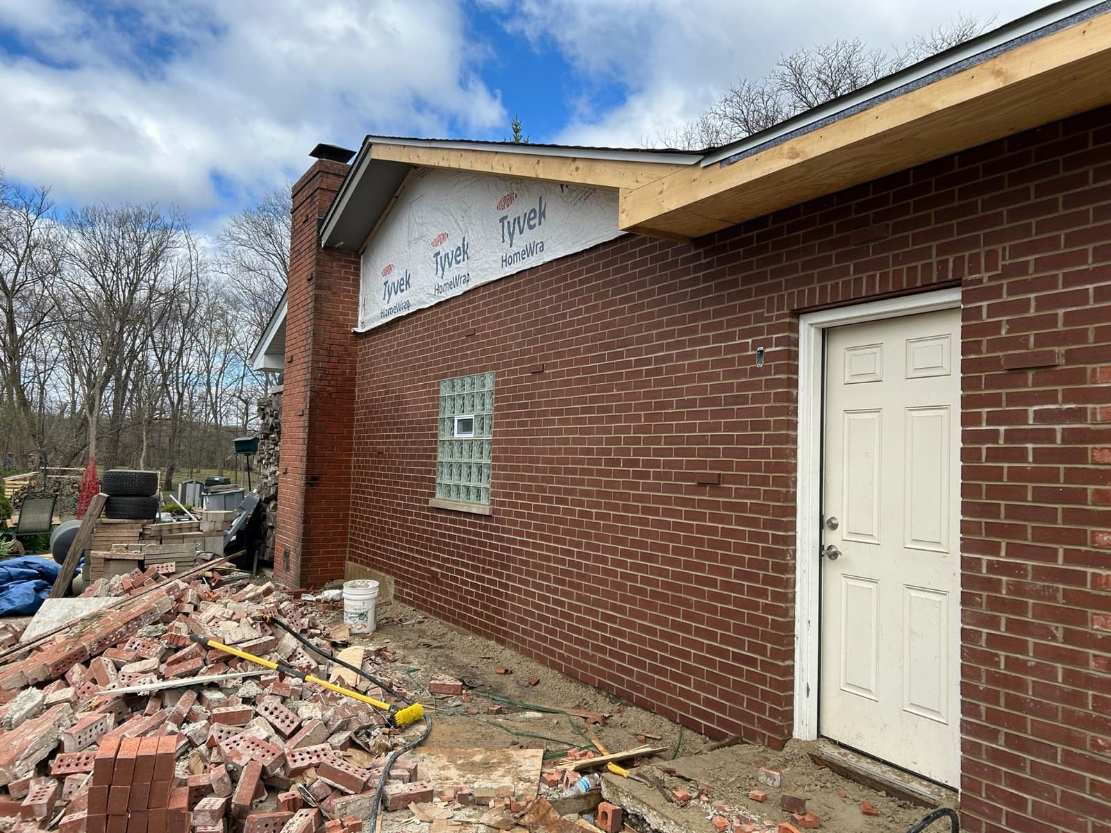 Brick Garage Wall Rebuild — after