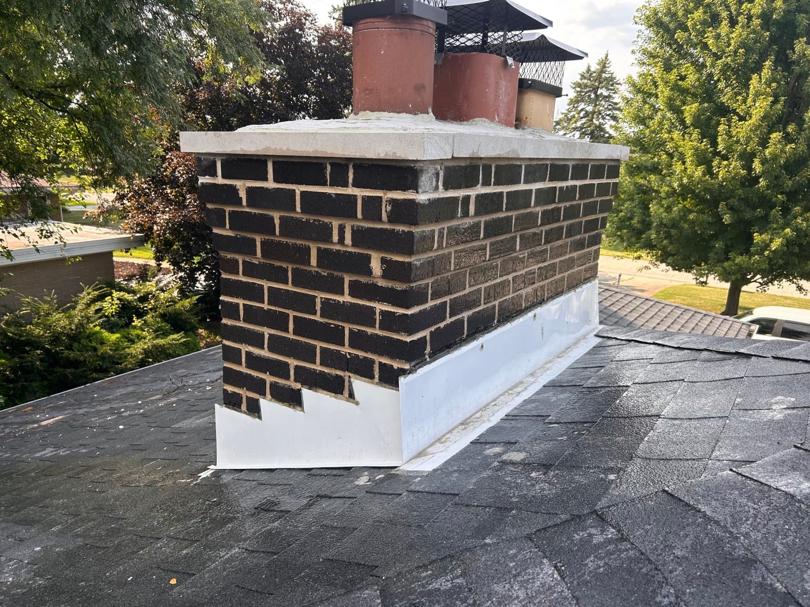 Tuckpointed chimney