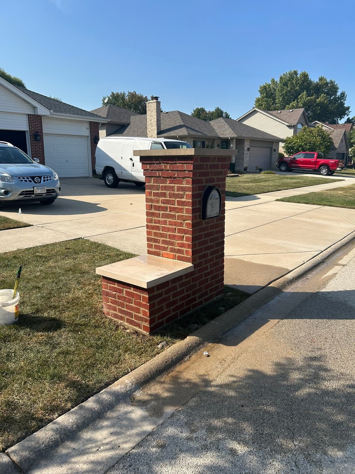 Mailboxes, Pillars, and Garden Walls: Why Freestanding Masonry Fails Fastest