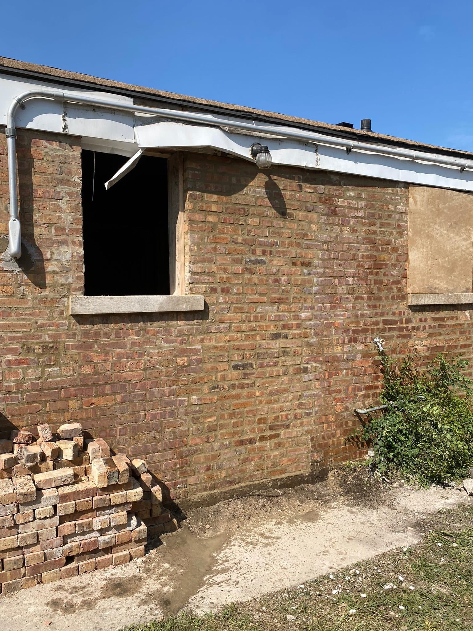 Breathable penetrating water repellent applied to a repointed brick veneer home in Orland Park, IL