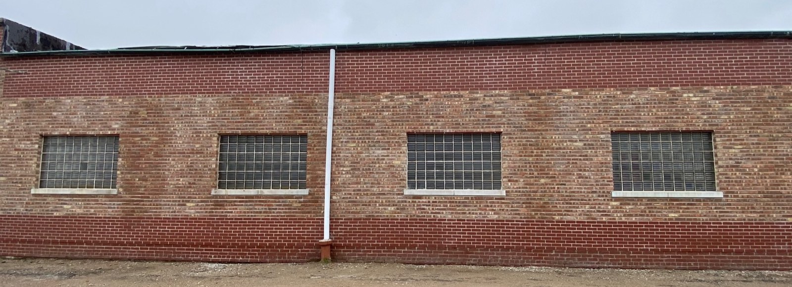 Reading a Chicagoland Building's Age From Its Brick and Mortar